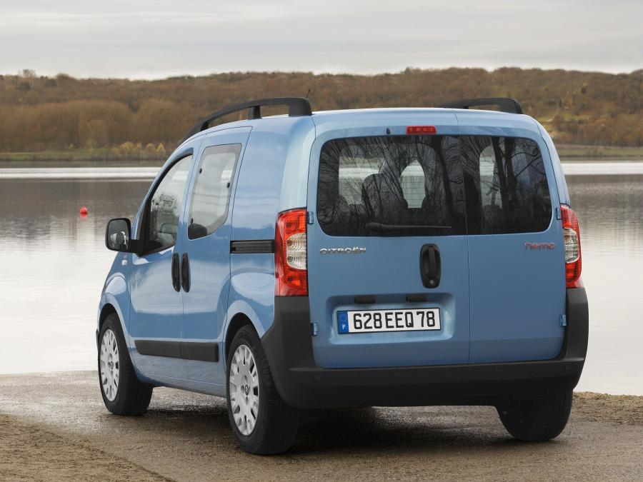  Citroen Nemo Combi 2008 года  (фото 4 из 8)